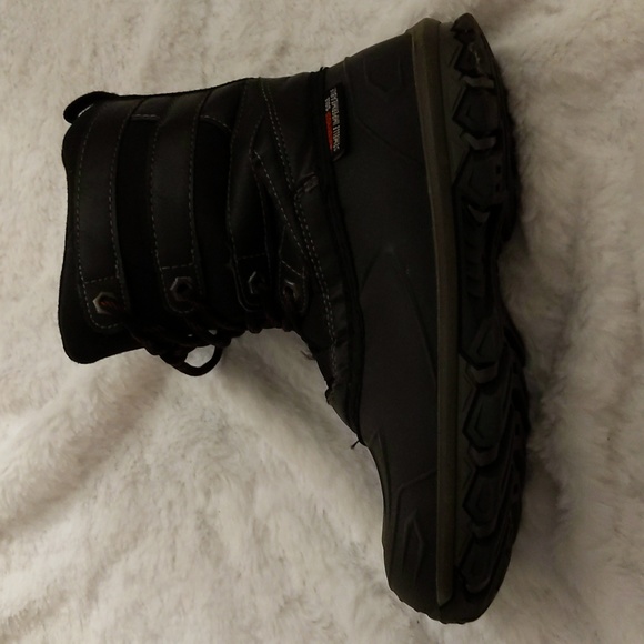 Canadiana| Black Thinsulate Boots Waterproof soles Black Laced Up - Picture 10 of 15